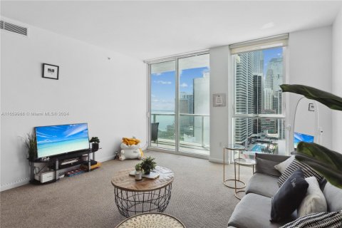 Condominio en venta en Miami, Florida, 1 dormitorio, 74.88 m2 № 1365569 - foto 3