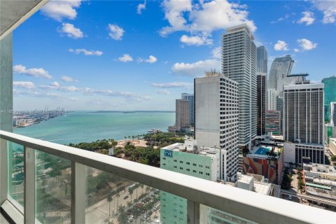 Condominio en venta en Miami, Florida, 1 dormitorio, 74.88 m2 № 1365569 - foto 1