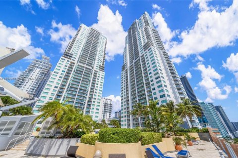 Condo in Miami, Florida, 1 bedroom  № 1365569 - photo 14