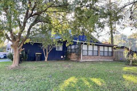 Villa ou maison à louer à Jacksonville, Floride: 2 chambres, 94.3 m2 № 822244 - photo 3