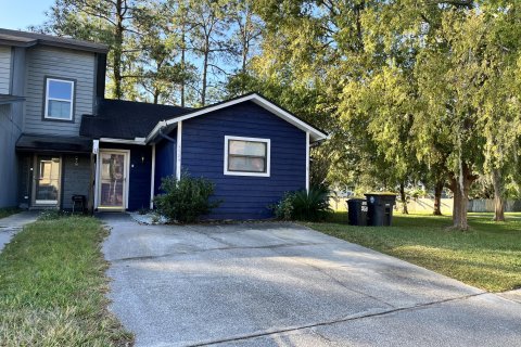 Villa ou maison à louer à Jacksonville, Floride: 2 chambres, 94.3 m2 № 822244 - photo 1