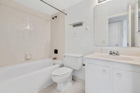 Copropriété à vendre à Delray Beach, Floride: 2 chambres, 102.19 m2 № 972859 - photo 15