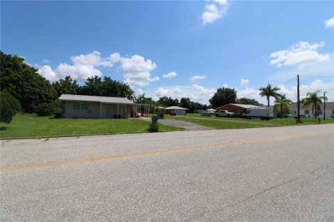 Propiedad comercial en venta en Punta Gorda, Florida, 4 dormitorios, 232.26 m2 № 1320461 - foto 5