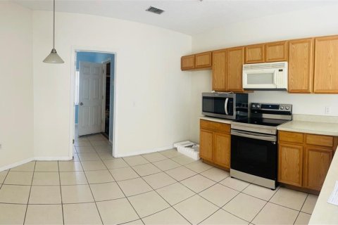 Casa en venta en Kissimmee, Florida, 4 dormitorios, 162.02 m2 № 1257730 - foto 9