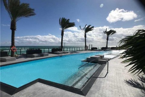 Copropriété à vendre à Sunny Isles Beach, Floride: 4 chambres, 385.92 m2 № 3007 - photo 15