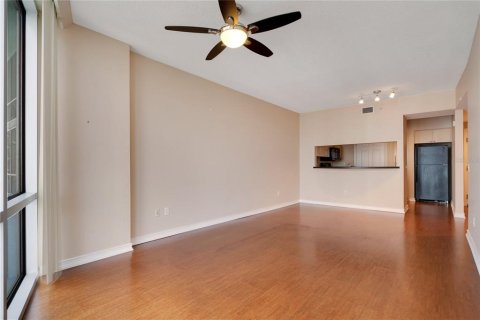 Condominio en venta en Orlando, Florida, 1 dormitorio, 74.04 m2 № 1390351 - foto 8