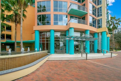 Condominio en venta en Orlando, Florida, 1 dormitorio, 74.04 m2 № 1390351 - foto 3