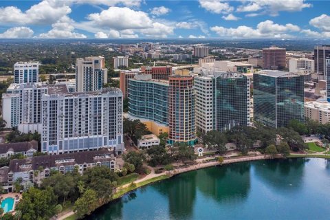 Condominio en venta en Orlando, Florida, 1 dormitorio, 74.04 m2 № 1390351 - foto 2