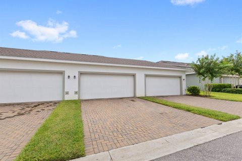 Townhouse in Winter Garden, Florida 3 bedrooms, 144.93 sq.m. № 1366723 - photo 24