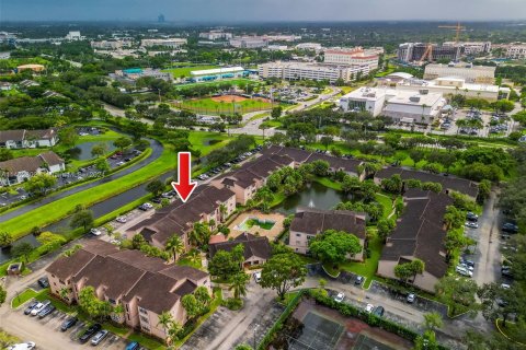 Condominio en venta en Davie, Florida, 1 dormitorio, 74.79 m2 № 997635 - foto 12