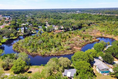 Terreno en venta en New Port Richey, Florida № 1314366 - foto 9