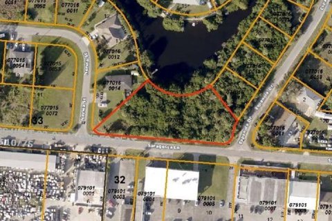 Terreno en venta en North Port, Florida № 213372 - foto 2