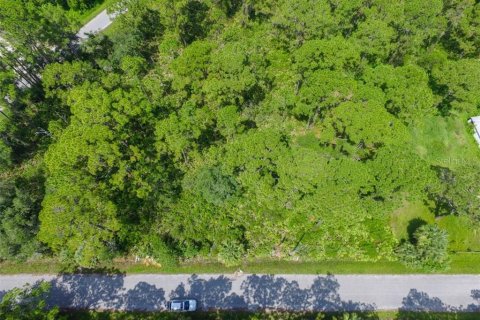 Terreno en venta en North Port, Florida № 213370 - foto 1