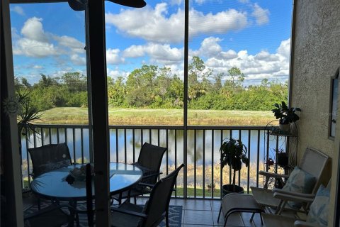 Condo in Punta Gorda, Florida, 2 bedrooms  № 853254 - photo 14