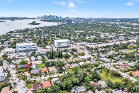 Casa en venta en Miami, Florida, 4 dormitorios, 170.48 m2 № 1393591 - foto 3