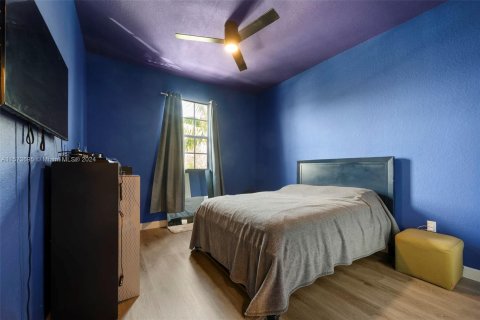 Casa en venta en Cutler Bay, Florida, 4 dormitorios, 159.05 m2 № 1146423 - foto 16