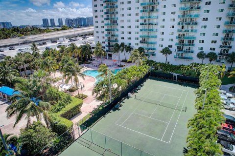 Condo in Sunny Isles Beach, Florida, 3 bedrooms  № 1146422 - photo 20