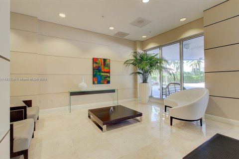 Condominio en venta en Sunny Isles Beach, Florida, 3 dormitorios, 139.82 m2 № 1146422 - foto 3