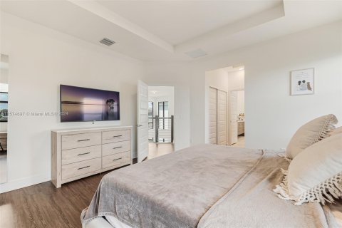 Casa en venta en Miami Lakes, Florida, 4 dormitorios, 239.87 m2 № 1146384 - foto 22