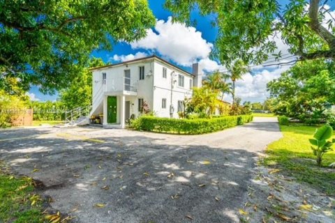 Villa ou maison à vendre à Miami, Floride: 5 chambres, 255.85 m2 № 1310268 - photo 29