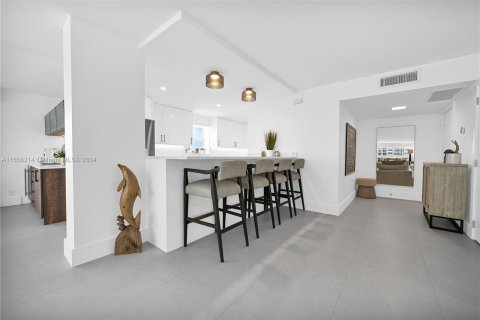 Copropriété à vendre à Fort Lauderdale, Floride: 2 chambres, 166.85 m2 № 1375820 - photo 9