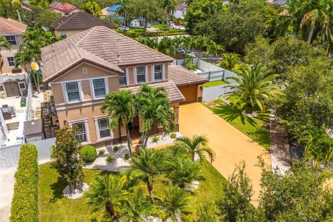 Villa ou maison à vendre à Miami, Floride: 4 chambres, 209.59 m2 № 1329797 - photo 7