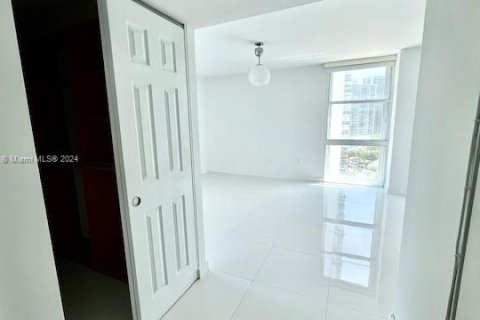 Copropriété à vendre à Aventura, Floride: 2 chambres, 106.09 m2 № 1329839 - photo 16