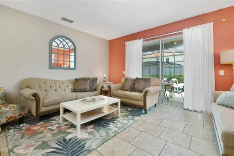 Casa en venta en Davenport, Florida, 5 dormitorios, 263.47 m2 № 1190181 - foto 15