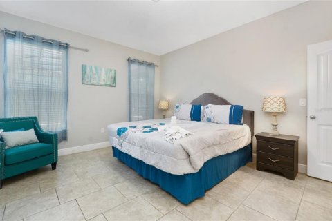 Casa en venta en Davenport, Florida, 5 dormitorios, 263.47 m2 № 1190181 - foto 18