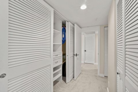 Copropriété à vendre à Palm Beach, Floride: 2 chambres, 175.12 m2 № 1189731 - photo 30