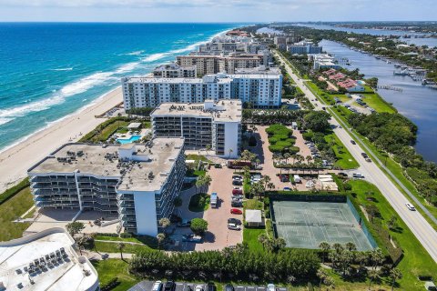 Condo in Palm Beach, Florida, 2 bedrooms  № 1189731 - photo 5