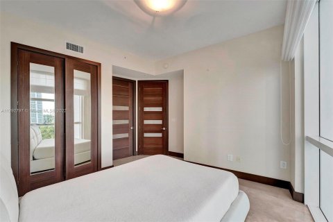 Condo in Sunny Isles Beach, Florida, 3 bedrooms  № 611627 - photo 30