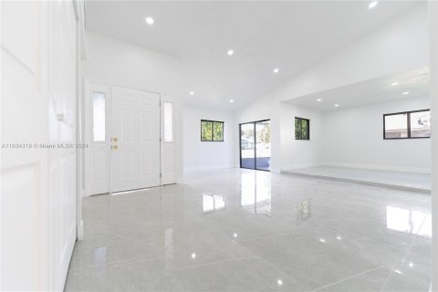 Villa ou maison à vendre à Kissimmee, Floride: 3 chambres, 150.87 m2 № 1305489 - photo 8