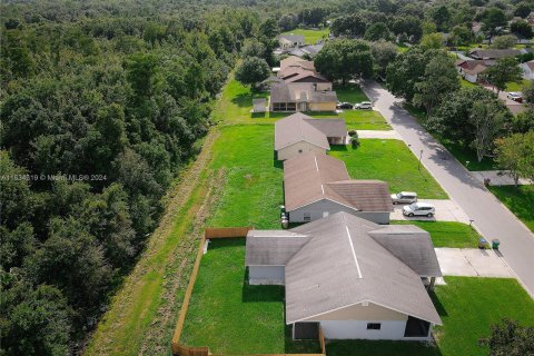 Villa ou maison à vendre à Kissimmee, Floride: 3 chambres, 150.87 m2 № 1305489 - photo 27