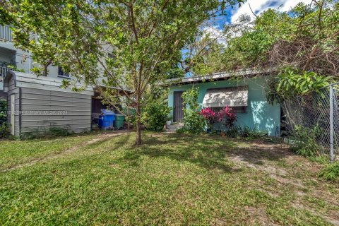 Immobilier commercial à vendre à Miami, Floride: 108.14 m2 № 1305457 - photo 27