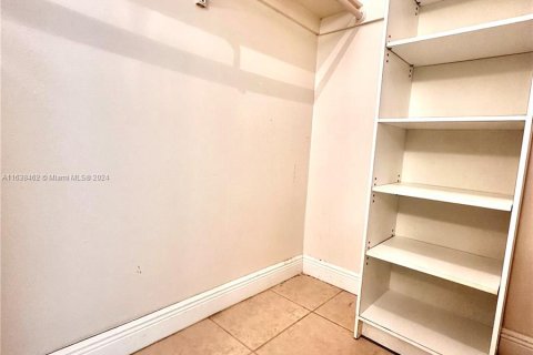 Copropriété à vendre à Miami Beach, Floride: 1 chambre, 60.85 m2 № 1310410 - photo 17