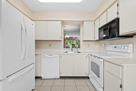 Condo in Delray Beach, Florida, 2 bedrooms  № 1188668 - photo 22