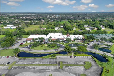 Condo in Delray Beach, Florida, 2 bedrooms  № 1188668 - photo 1