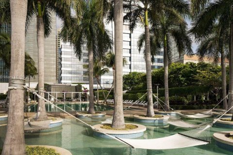 Condominio en venta en Miami, Florida, 57.97 m2 № 1173449 - foto 12