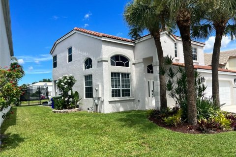 Villa ou maison à vendre à Pembroke Pines, Floride: 4 chambres, 209.4 m2 № 928081 - photo 6