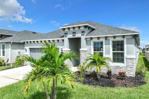 House in Palm Bay, Florida 4 bedrooms, 184.69 sq.m. № 1363128 - photo 7