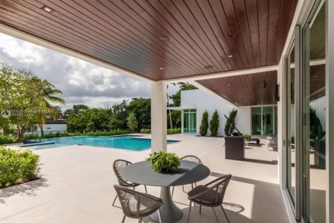 Villa ou maison à vendre à Pinecrest, Floride: 6 chambres, 523.41 m2 № 1220646 - photo 28