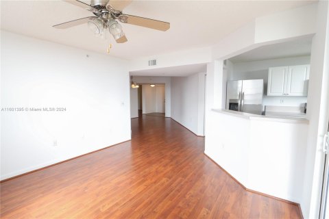 Condo in Fort Lauderdale, Florida, 3 bedrooms  № 1220645 - photo 28