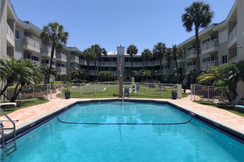 Condominio en venta en Hillsboro Beach, Florida, 2 dormitorios, 83.61 m2 № 397510 - foto 25