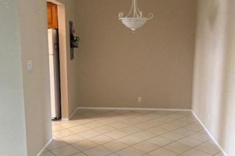 Condominio en venta en Hillsboro Beach, Florida, 2 dormitorios, 83.61 m2 № 397510 - foto 17