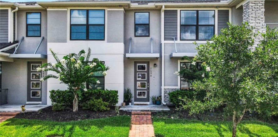 Townhouse in Kissimmee, Florida 3 bedrooms, 141.95 sq.m. № 1250795