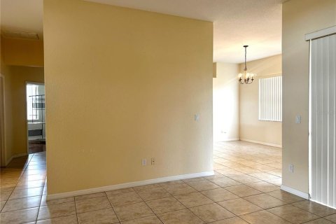 House in Kissimmee, Florida 3 bedrooms, 145.3 sq.m. № 1364648 - photo 5