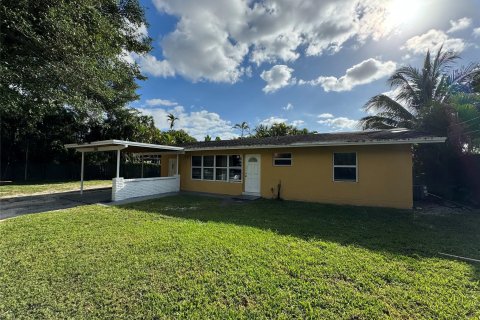 House in Fort Lauderdale, Florida 3 bedrooms, 153.75 sq.m. № 1096292 - photo 14