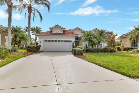 Villa ou maison à vendre à North Port, Floride: 3 chambres, 169.73 m2 № 977363 - photo 2