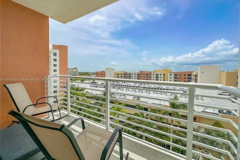 Condominio en venta en Aventura, Florida, 2 dormitorios, 116.31 m2 № 1242436 - foto 5